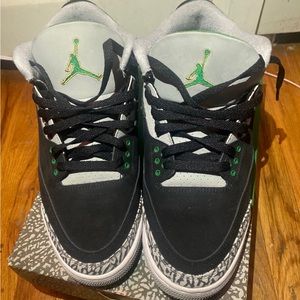 Air Jordan 3 “Pine Green”
